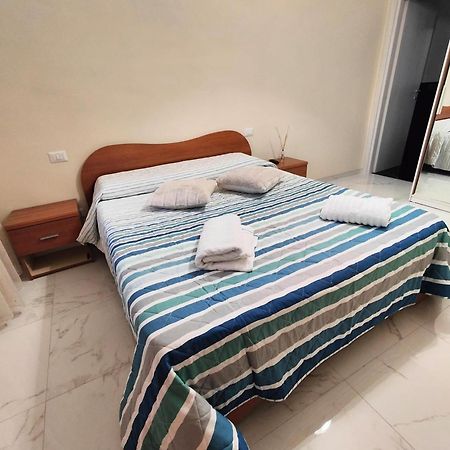 Casa Veronica Vercelli Esterno foto
