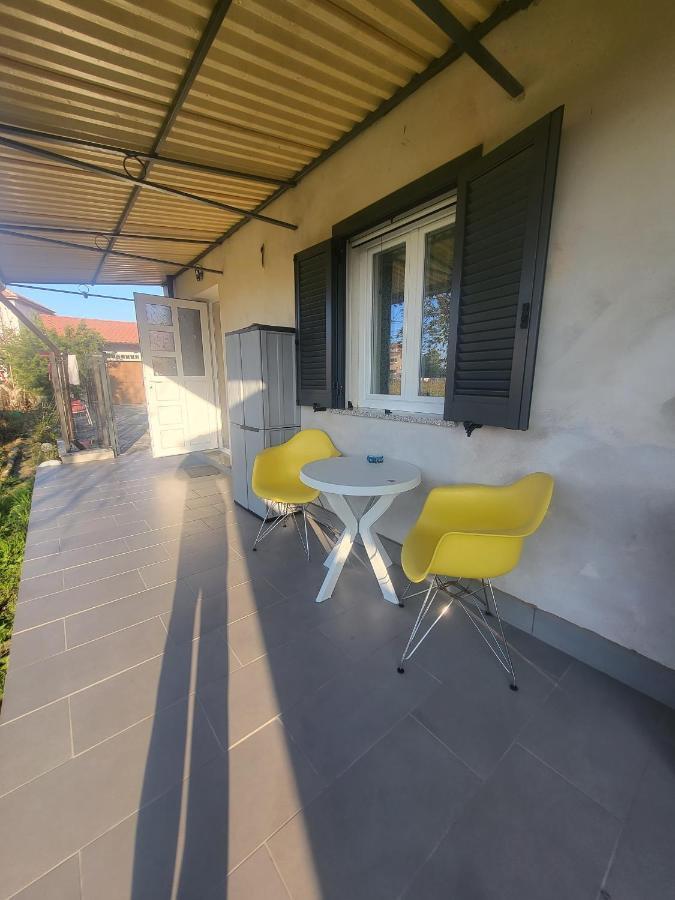 Casa Veronica Vercelli Esterno foto